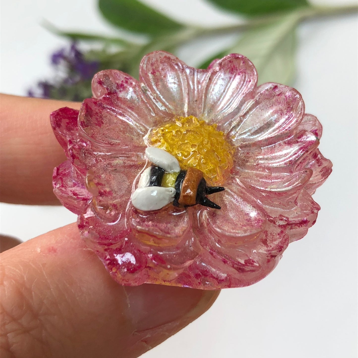 Miniature Handmade Polymer Clay Bee on Epoxy Resin Flower Lapel Pin Br๐๐ธ Buzzing with Elegance: Introducing our Miniature Handmade Polymer Clay Bee on Epoxy Resin Flower Lapel Pin Brooch! ๐ธ๐Looking to add a touch of whimsy and natuBee lapel pinPadpod & BerrieMy Fairytale GiftsEpoxy Resin Flower Lapel Pin Brooch