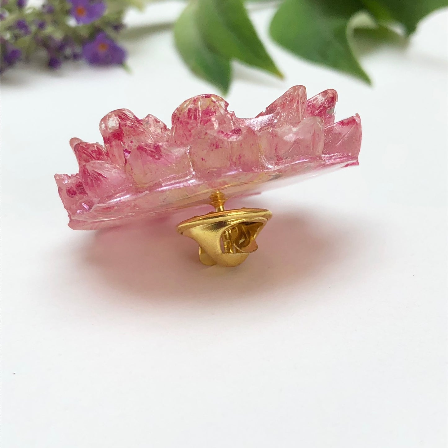 Miniature Handmade Polymer Clay Bee on Epoxy Resin Flower Lapel Pin Br🐝🌸 Buzzing with Elegance: Introducing our Miniature Handmade Polymer Clay Bee on Epoxy Resin Flower Lapel Pin Brooch! 🌸🐝Looking to add a touch of whimsy and natuBee lapel pinPadpod & BerrieMy Fairytale GiftsEpoxy Resin Flower Lapel Pin Brooch